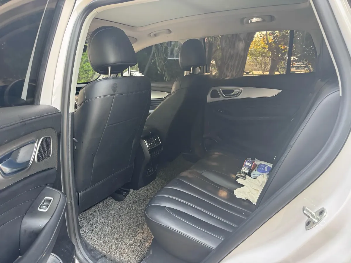 2019 Roewe RX5 MAX 1.5T 173HP L4 6AT,autocango,china used car exporter,china ev exporter,chinese used car exporter,chinese used ev exporter