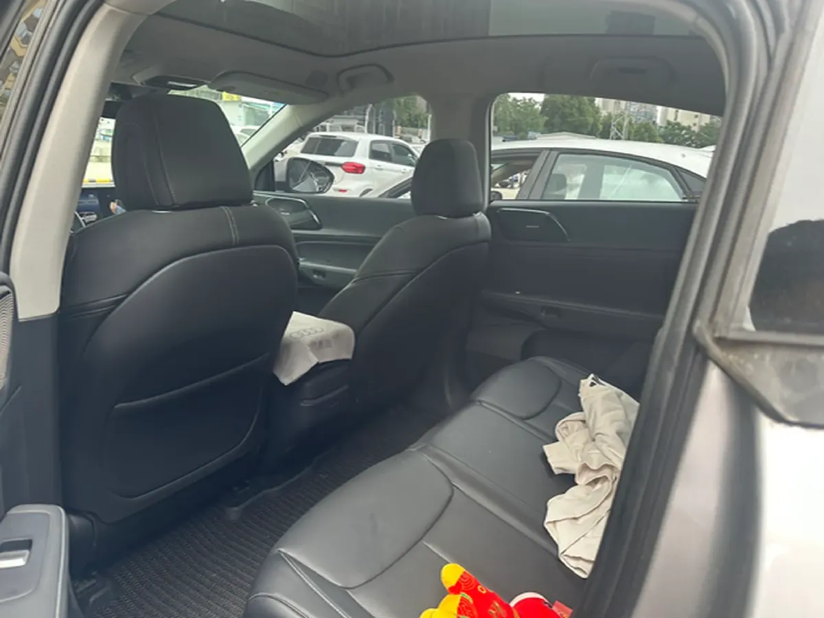 2023 Xpeng G6 BEV 66KWH,autocango,china used car exporter,china ev exporter,chinese used car exporter,chinese used ev exporter