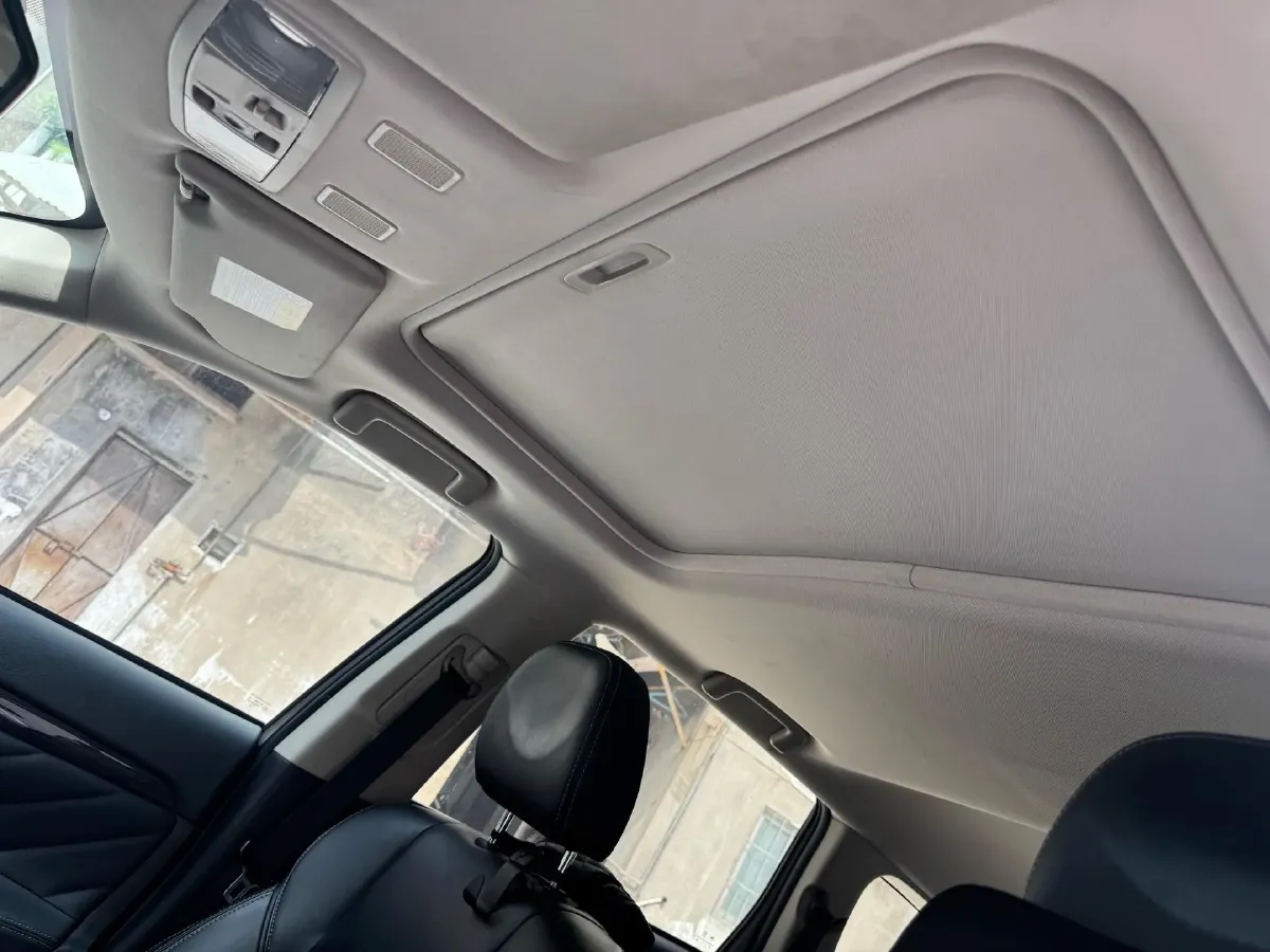 2021 Mitsubishi Outlander 2.0L 166HP L4 CVT,autocango,china used car exporter,china ev exporter,chinese used car exporter,chinese used ev exporter