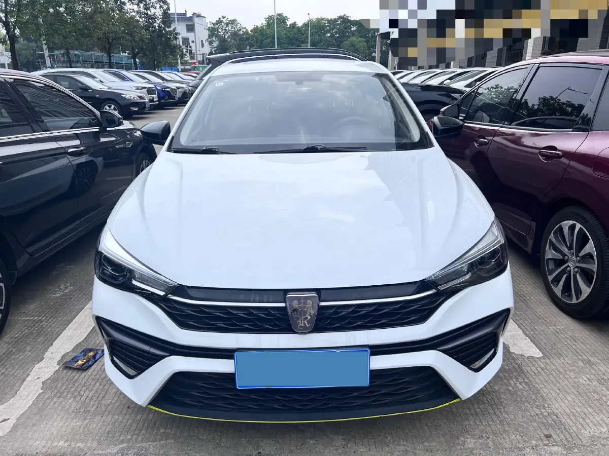 2021 Roewe i5 1.5L 120HP L4 CVT,autocango,china used car exporter,china ev exporter,chinese used car exporter,chinese used ev exporter