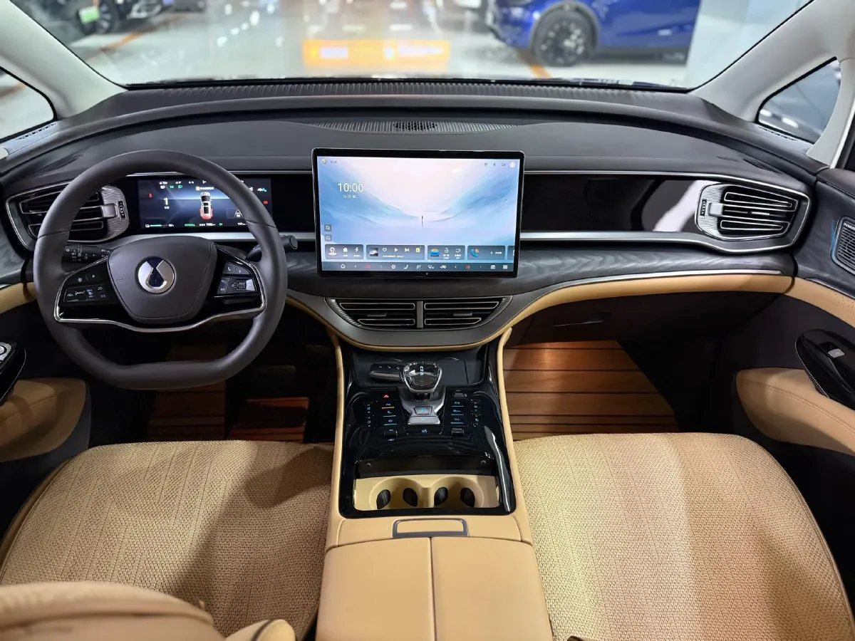 2024 Denza D9 1.5T 139HP L4 E-CVT PHEV 40KWH,autocango,china used car exporter,china ev exporter,chinese used car exporter,chinese used ev exporter