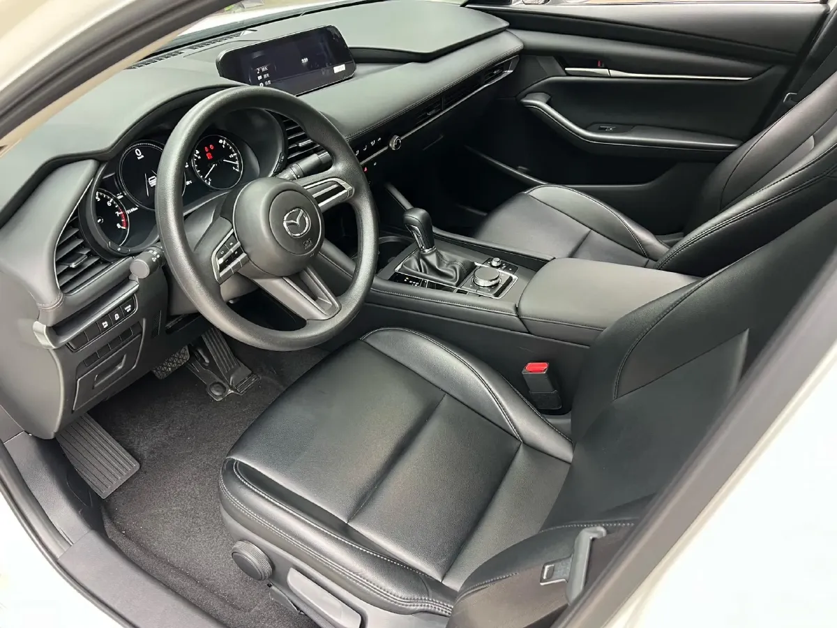 2023 Mazda 3 Axela 2.0L 158HP L4 6AT,autocango,china used car exporter,china ev exporter,chinese used car exporter,chinese used ev exporter