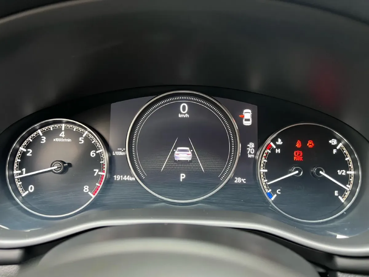 2023 Mazda 3 Axela 2.0L 158HP L4 6AT,autocango,china used car exporter,china ev exporter,chinese used car exporter,chinese used ev exporter