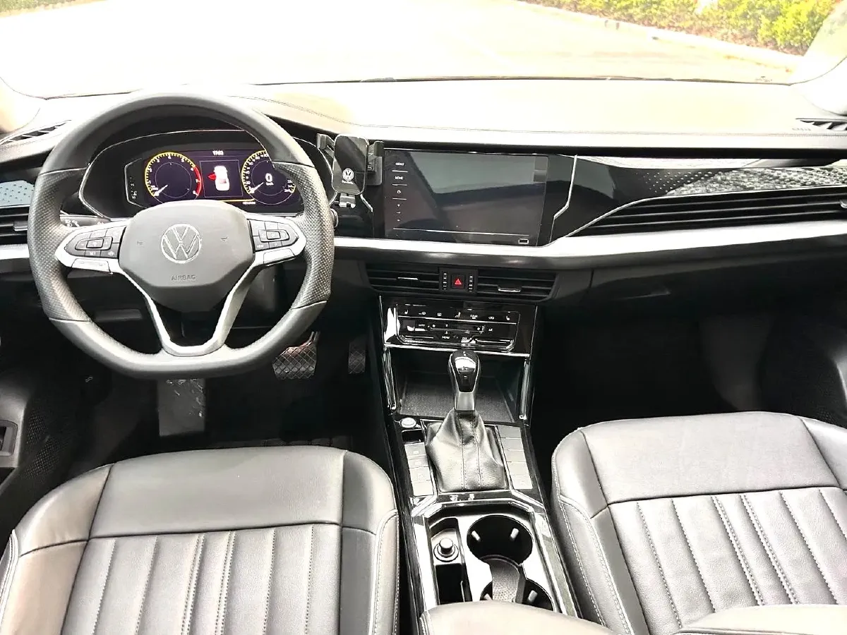 2022 Skoda Kodiak GT 2.0T 186HP L4 7DCT,autocango,china used car exporter,china ev exporter,chinese used car exporter,chinese used ev exporter