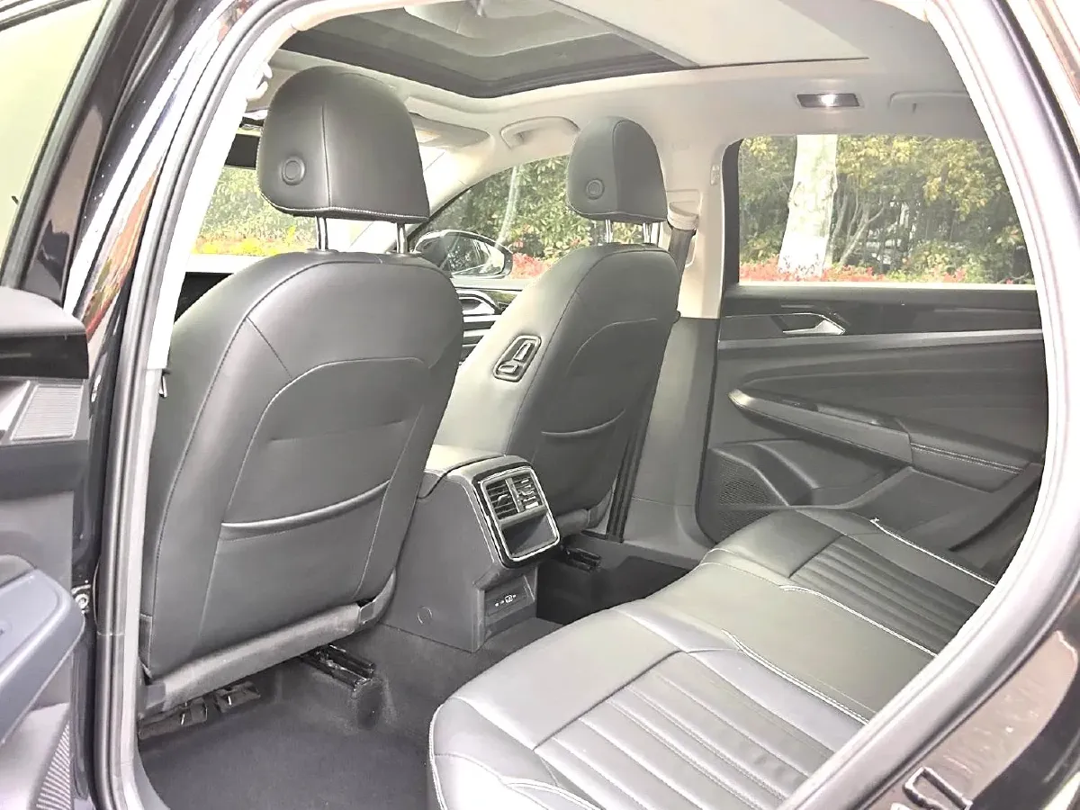2022 Skoda Kodiak GT 2.0T 186HP L4 7DCT,autocango,china used car exporter,china ev exporter,chinese used car exporter,chinese used ev exporter