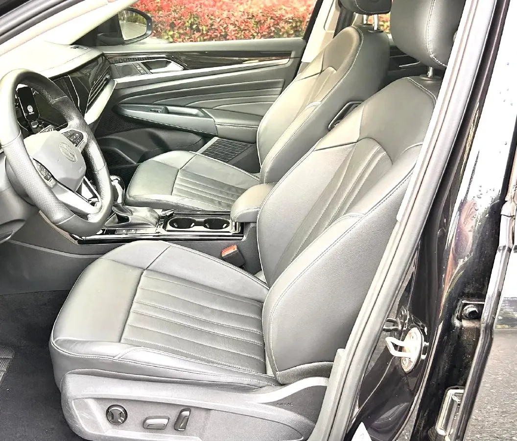 2022 Skoda Kodiak GT 2.0T 186HP L4 7DCT,autocango,china used car exporter,china ev exporter,chinese used car exporter,chinese used ev exporter