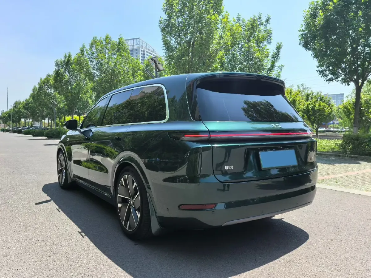 2025 Li L9 Range Extended 154HP REEV,autocango,china used car exporter,china ev exporter,chinese used car exporter,chinese used ev exporter