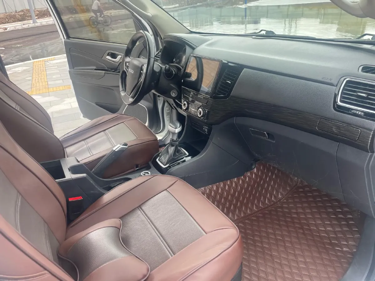 2018 Isuzu Mu-X 1.9T 163HP L4 6AT,autocango,china used car exporter,china ev exporter,chinese used car exporter,chinese used ev exporter