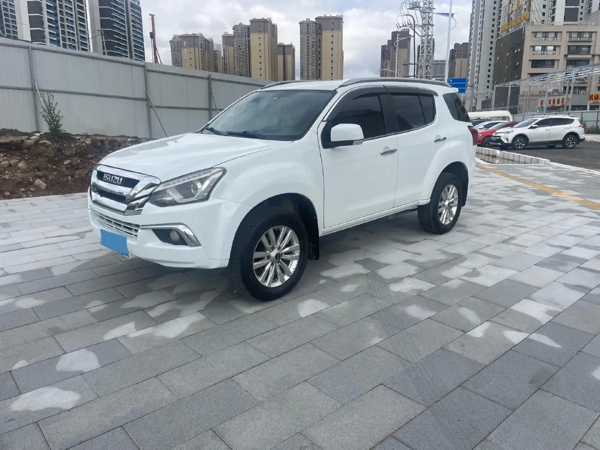 2018 Isuzu Mu-X 1.9T 163HP L4 6AT,autocango,china used car exporter,china ev exporter,chinese used car exporter,chinese used ev exporter
