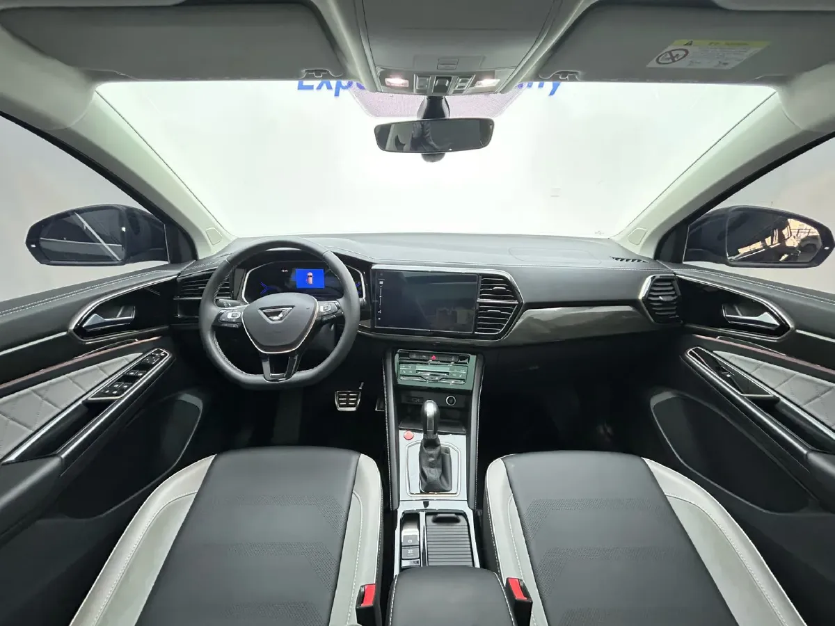 2022 Jetta VS7 1.4T 150HP L4 6AT,autocango,china used car exporter,china ev exporter,chinese used car exporter,chinese used ev exporter