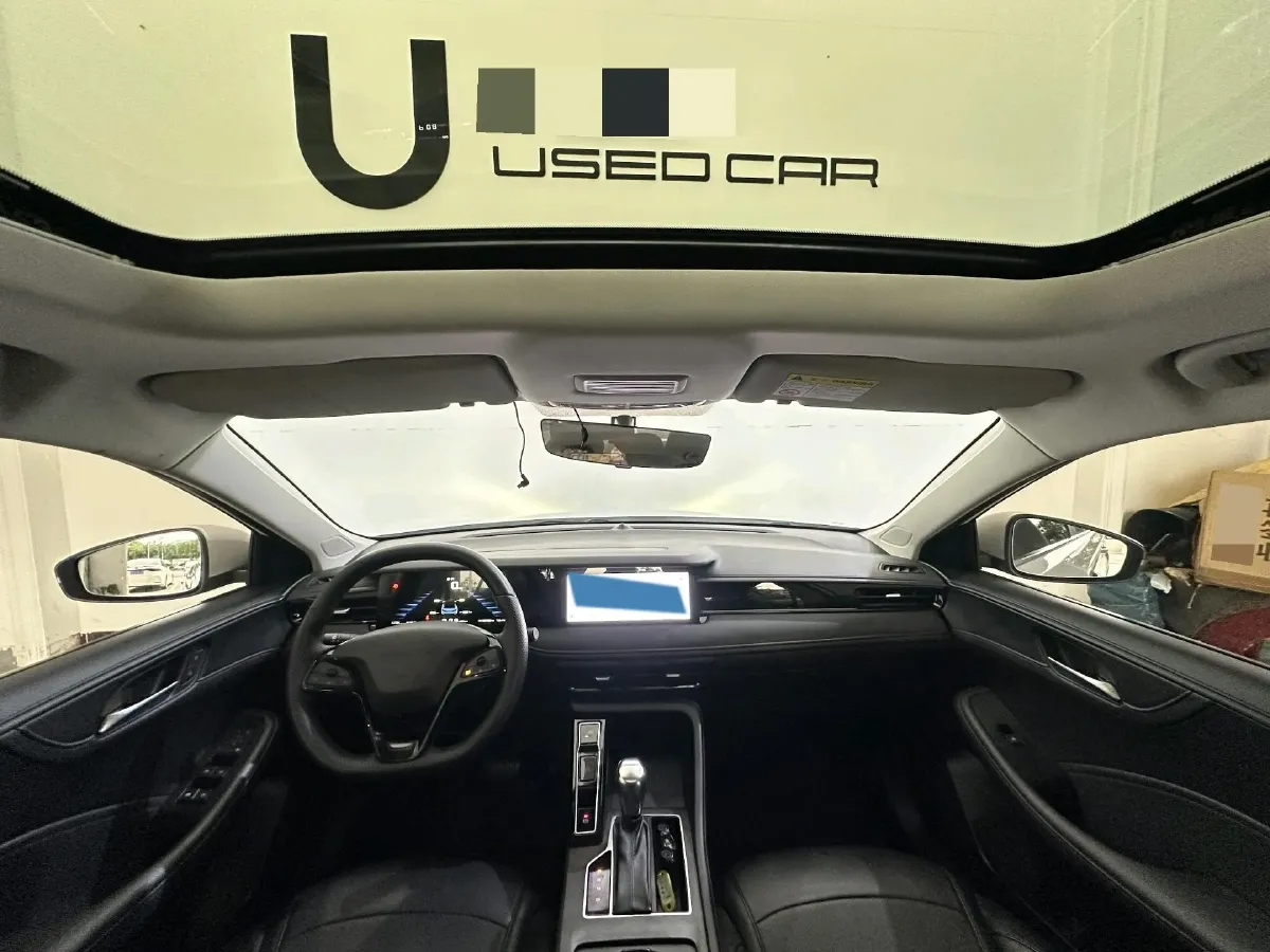 2021 Roewe i5 1.5L 120HP L4 CVT,autocango,china used car exporter,china ev exporter,chinese used car exporter,chinese used ev exporter