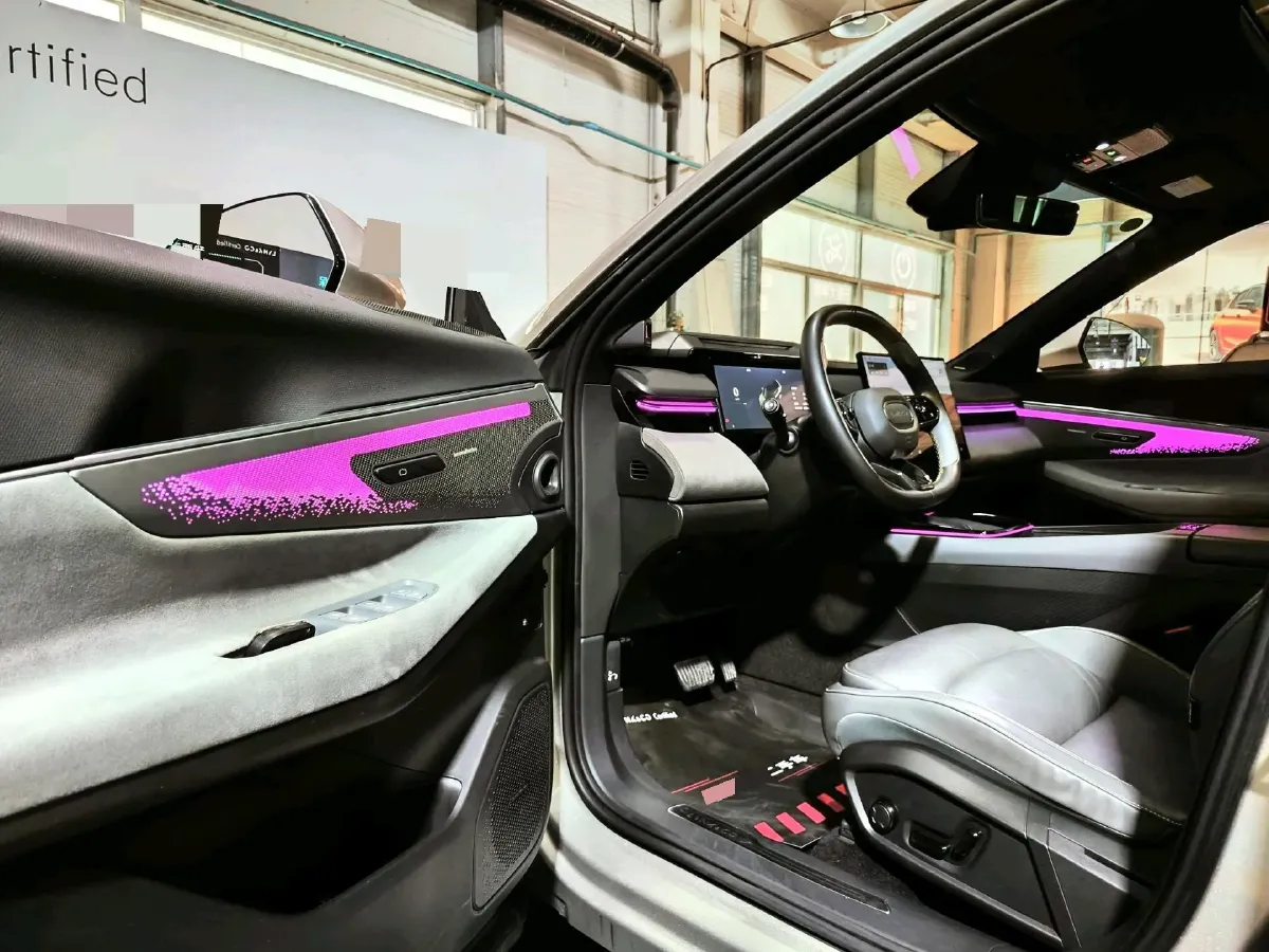 2023 LYNK&CO 08 EM-P 1.5T 163HP L4 3DHT PHEV 21.2KWH,autocango,china used car exporter,china ev exporter,chinese used car exporter,chinese used ev exporter