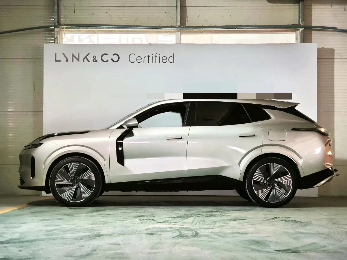 2023 LYNK&CO 08 EM-P 1.5T 163HP L4 3DHT PHEV 21.2KWH,autocango,china used car exporter,china ev exporter,chinese used car exporter,chinese used ev exporter