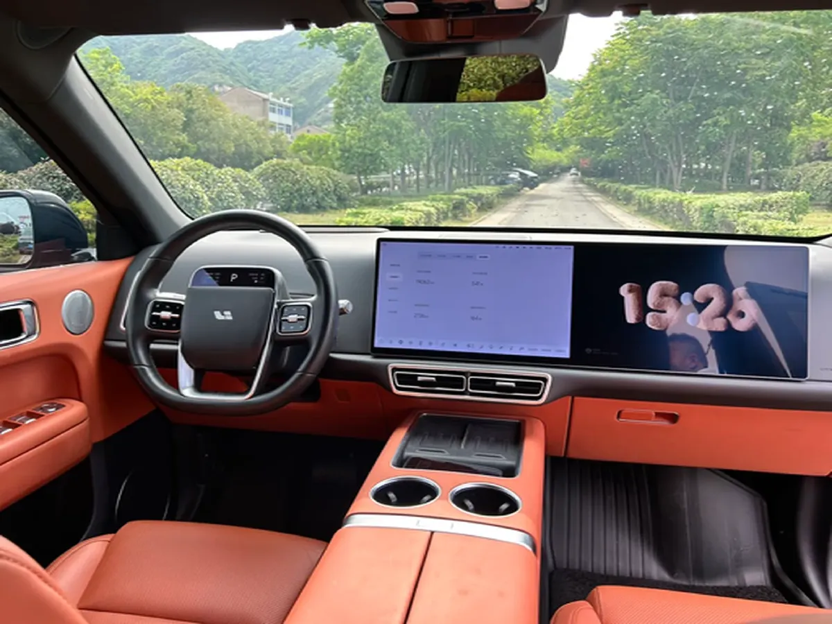 2024 Li L6 Range Extended 154HP L4 REEV 36.8KWH,autocango,china used car exporter,china ev exporter,chinese used car exporter,chinese used ev exporter