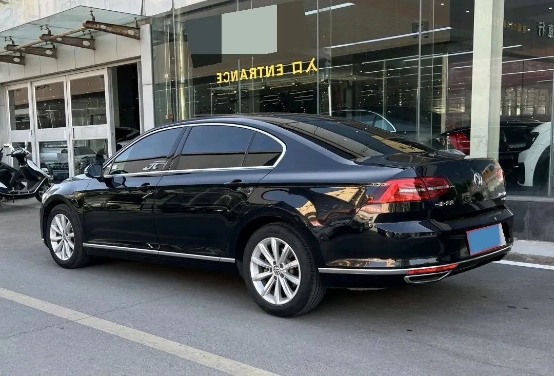 2019 Chevrolet Malibu XL 2.0T 241HP L4 9AT,autocango,china used car exporter,china ev exporter,chinese used car exporter,chinese used ev exporter