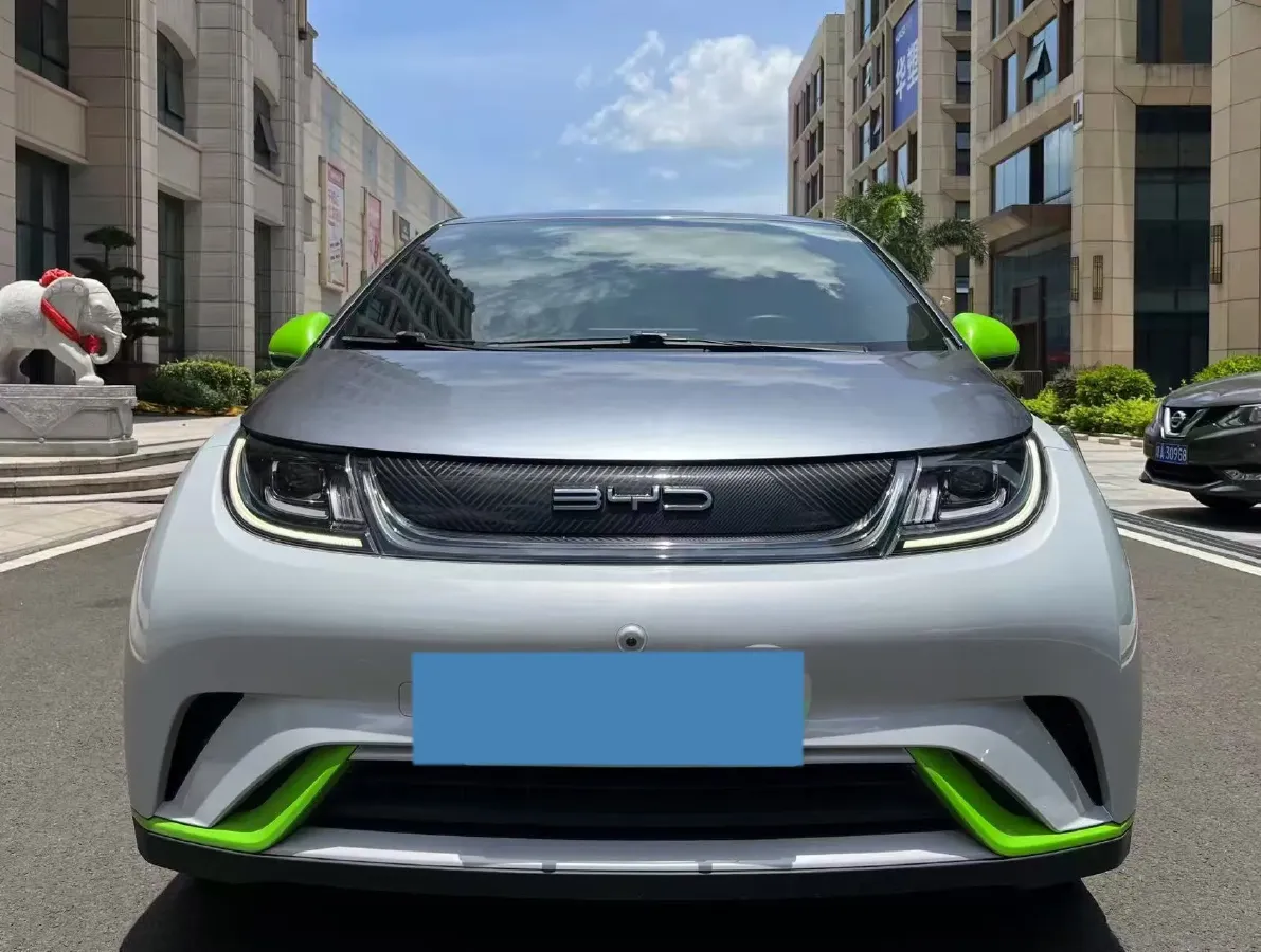 2021 Ford Escort 1.5L 122HP L3 6AT,autocango,china used car exporter,china ev exporter,chinese used car exporter,chinese used ev exporter