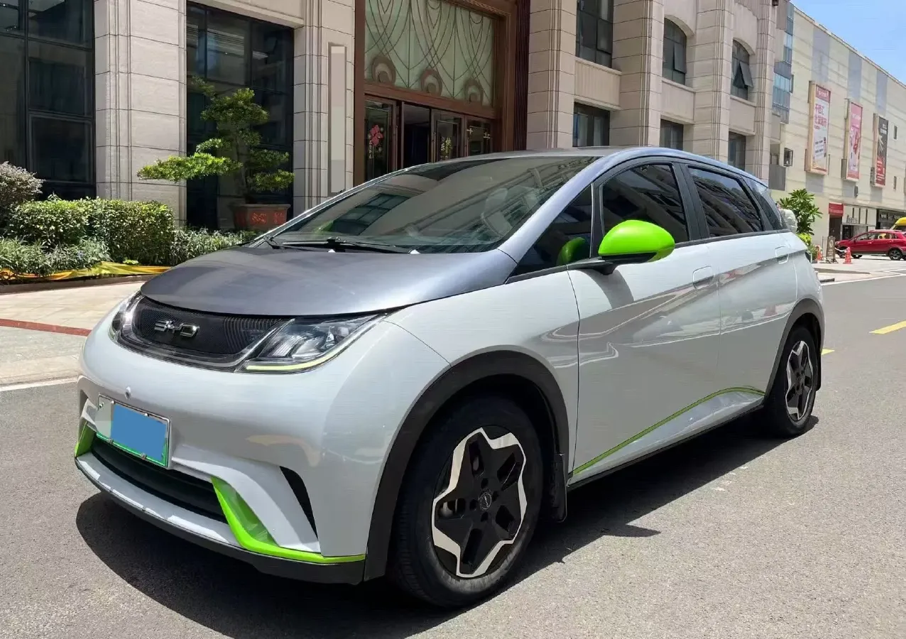 2021 Ford Escort 1.5L 122HP L3 6AT,autocango,china used car exporter,china ev exporter,chinese used car exporter,chinese used ev exporter