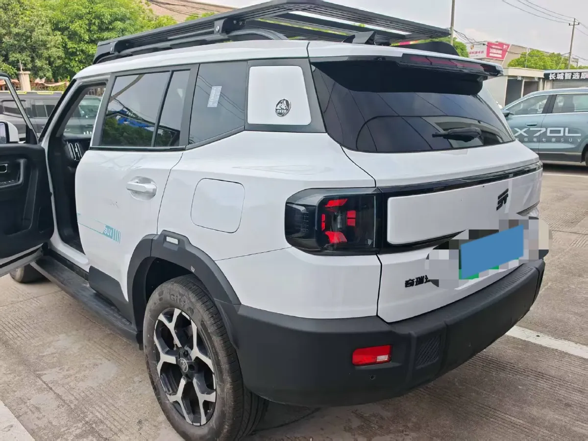 2025 MAXUS XinTu V70 2.0T 150HP L4 9AT,autocango,china used car exporter,china ev exporter,chinese used car exporter,chinese used ev exporter
