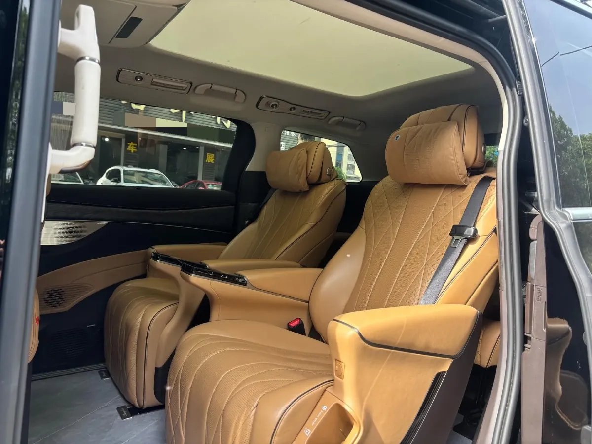2024 Denza D9 1.5T 139HP L4 E-CVT PHEV 40KWH,autocango,china used car exporter,china ev exporter,chinese used car exporter,chinese used ev exporter