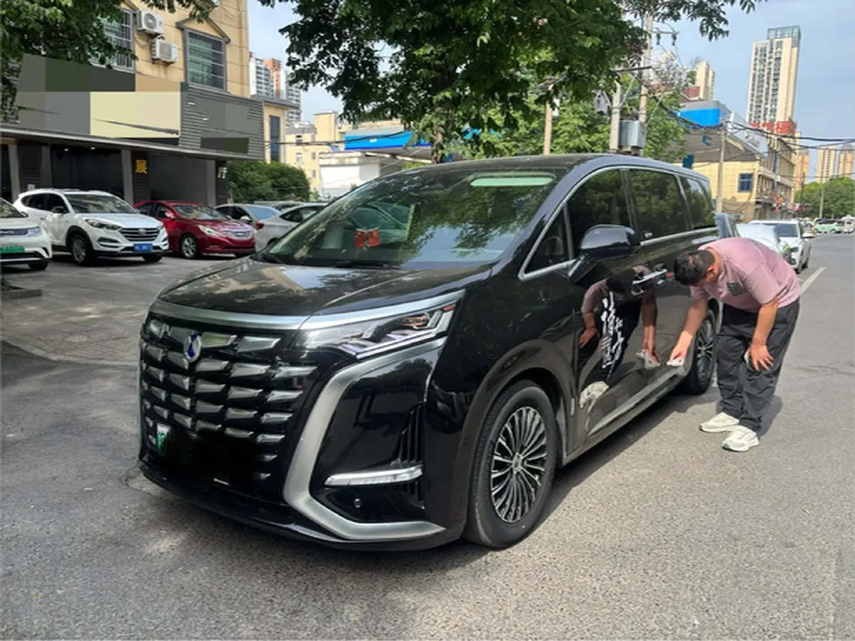 2024 Denza D9 1.5T 139HP L4 E-CVT PHEV 40KWH,autocango,china used car exporter,china ev exporter,chinese used car exporter,chinese used ev exporter