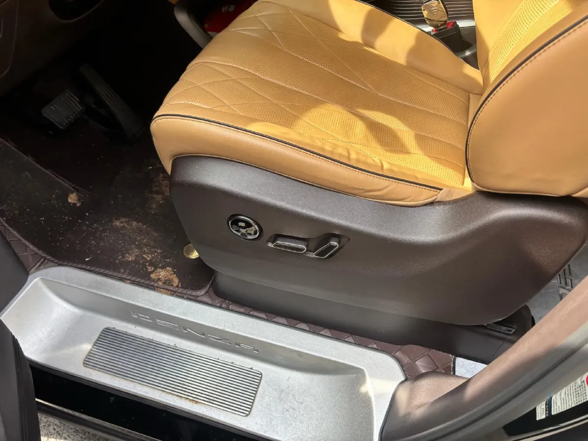 2024 Denza D9 1.5T 139HP L4 E-CVT PHEV 40KWH,autocango,china used car exporter,china ev exporter,chinese used car exporter,chinese used ev exporter