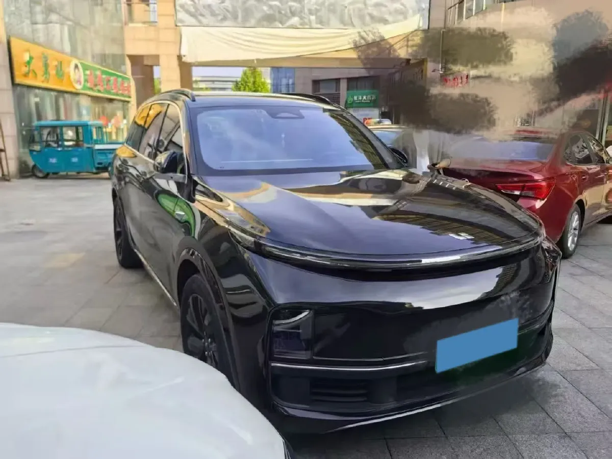 2023 Li L8 Range Extended 154HP REEV 40.9KWH,autocango,china used car exporter,china ev exporter,chinese used car exporter,chinese used ev exporter