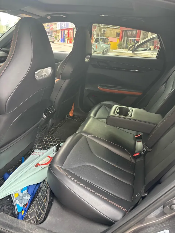2023 ChangAn UNI-V 1.5T 188HP L4 7DCT,autocango,china used car exporter,china ev exporter,chinese used car exporter,chinese used ev exporter