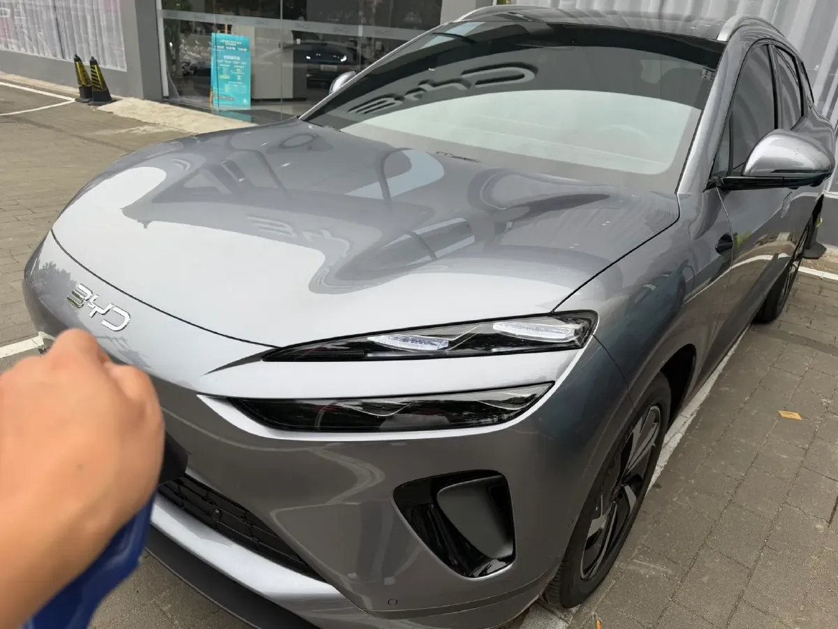2025 LanDian E5 PLUS 1.5L 95HP L4 E-CVT PHEV,autocango,china used car exporter,china ev exporter,chinese used car exporter,chinese used ev exporter