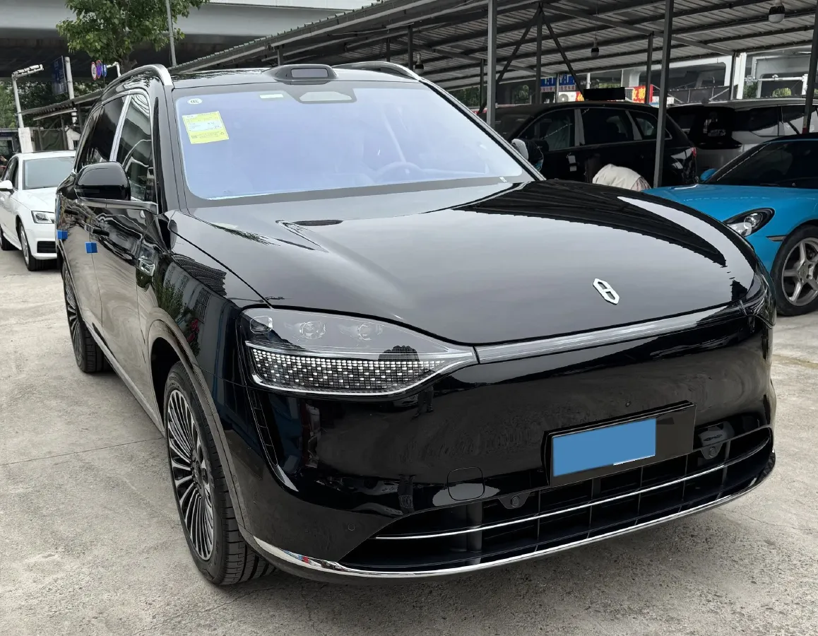 2025 YuTong T7 3.5T 320HP V6 10AT,autocango,china used car exporter,china ev exporter,chinese used car exporter,chinese used ev exporter