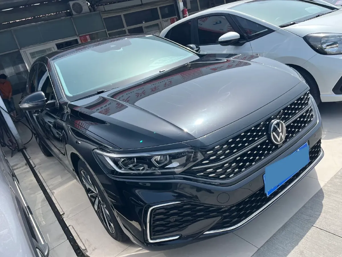 2022 Xpeng P7 BEV 60.2KWH,autocango,china used car exporter,china ev exporter,chinese used car exporter,chinese used ev exporter