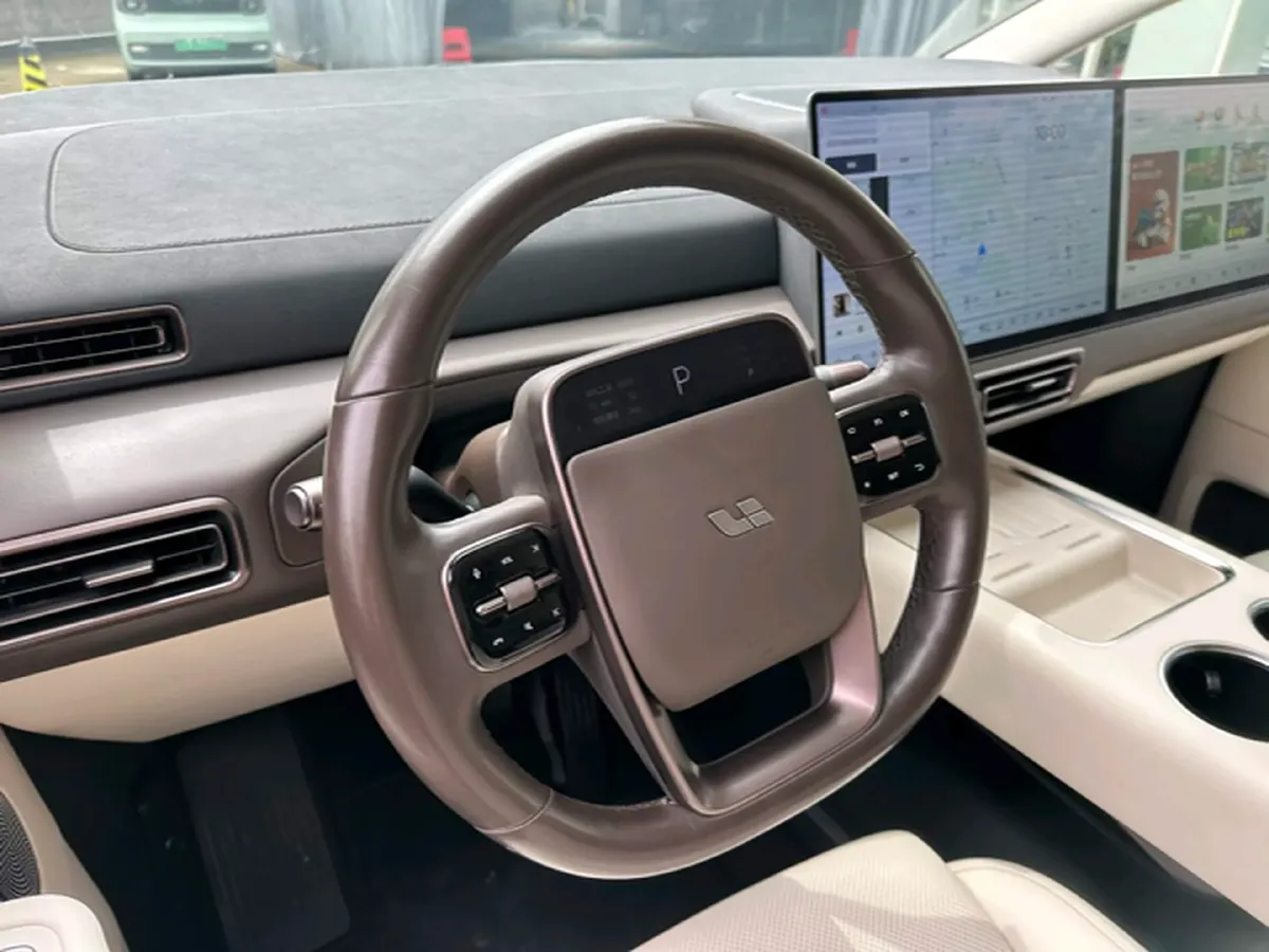 2024 Li MEGA BEV 102.7KWH,autocango,china used car exporter,china ev exporter,chinese used car exporter,chinese used ev exporter