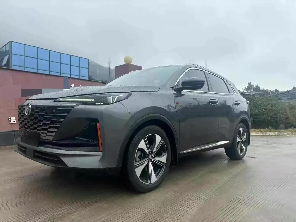 2022 ChangAn Oshan X7 Plus 1.5T 188HP L4 7DCT,autocango,china used car exporter,china ev exporter,chinese used car exporter,chinese used ev exporter