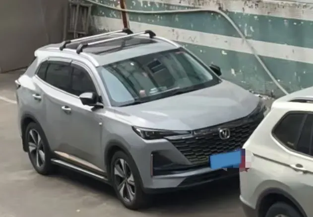 2022 ChangAn Oshan X7 Plus 1.5T 188HP L4 7DCT,autocango,china used car exporter,china ev exporter,chinese used car exporter,chinese used ev exporter