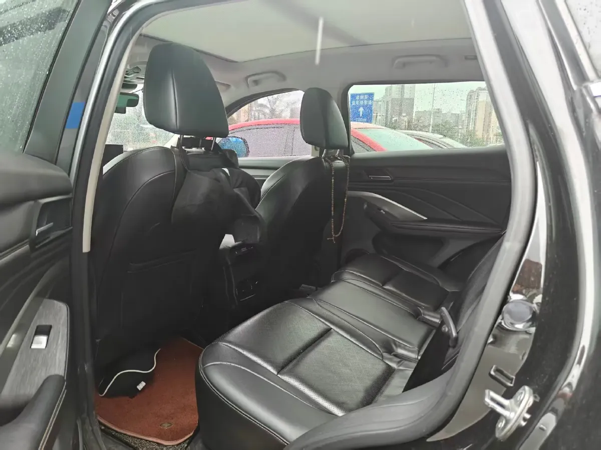 2018 WEY VV6 2.0T 197HP L4 7DCT,autocango,china used car exporter,china ev exporter,chinese used car exporter,chinese used ev exporter