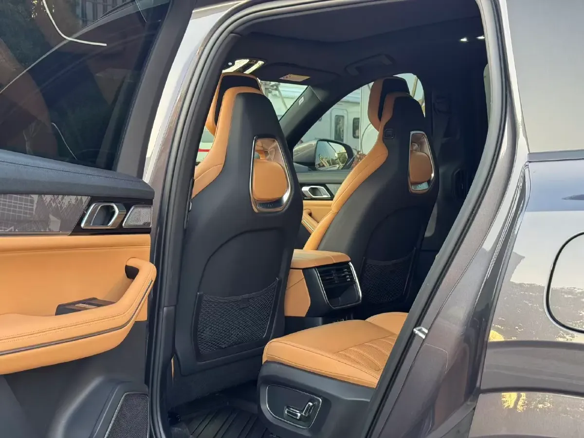 2023 LYNK&CO 09 EM-P 2.0T 254HP L4 3DHT PHEV 40.1KWH,autocango,china used car exporter,china ev exporter,chinese used car exporter,chinese used ev exporter