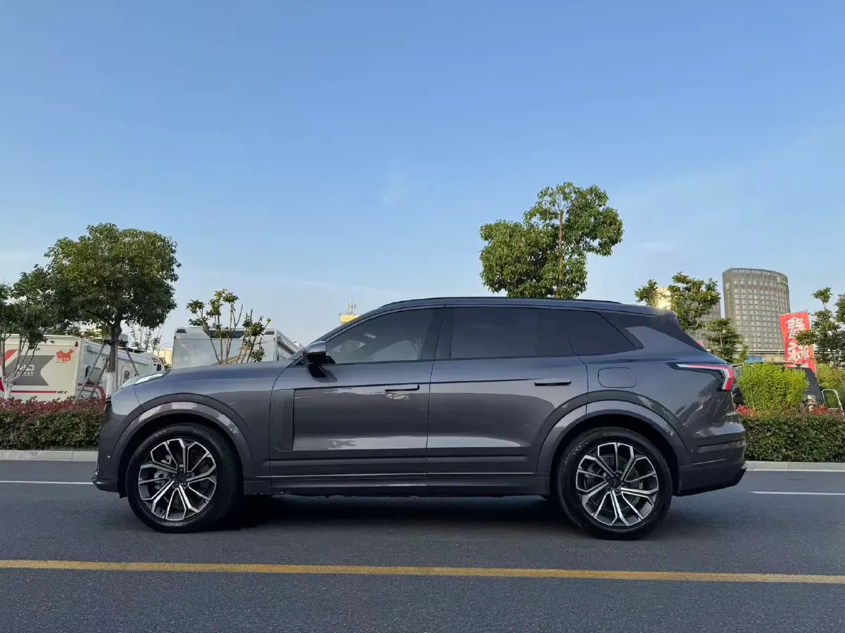 2023 LYNK&CO 09 EM-P 2.0T 254HP L4 3DHT PHEV 40.1KWH,autocango,china used car exporter,china ev exporter,chinese used car exporter,chinese used ev exporter