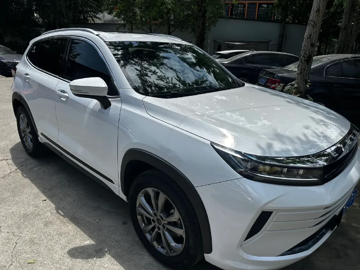 2022 ChangAn Oshan X7 Plus 1.5T 188HP L4 7DCT,autocango,china used car exporter,china ev exporter,chinese used car exporter,chinese used ev exporter