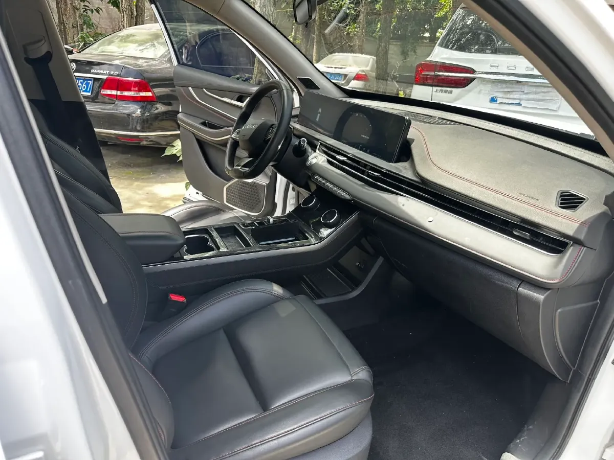 2022 ChangAn Oshan X7 Plus 1.5T 188HP L4 7DCT,autocango,china used car exporter,china ev exporter,chinese used car exporter,chinese used ev exporter