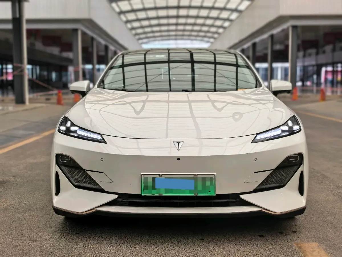2022 DongFeng Forthing LingZhi EV BEV 68.4KWH,autocango,china used car exporter,china ev exporter,chinese used car exporter,chinese used ev exporter