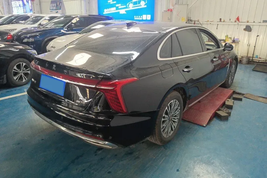 2025 HongQi H5 1.5T 169HP L4 7DCT,autocango,china used car exporter,china ev exporter,chinese used car exporter,chinese used ev exporter