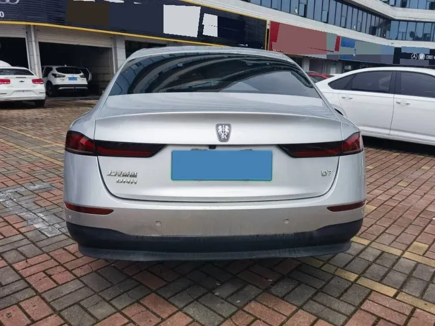 2025 Roewe M7 DMH 1.5L 112HP L4 1DHT PHEV,autocango,china used car exporter,china ev exporter,chinese used car exporter,chinese used ev exporter