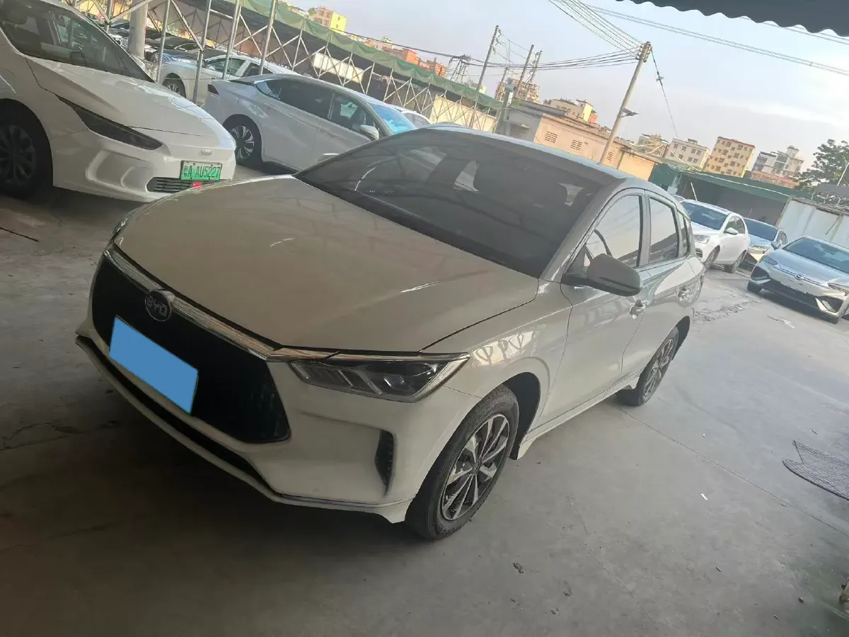 2021 MG Pilot 1.5T 173HP L4 7DCT,autocango,china used car exporter,china ev exporter,chinese used car exporter,chinese used ev exporter