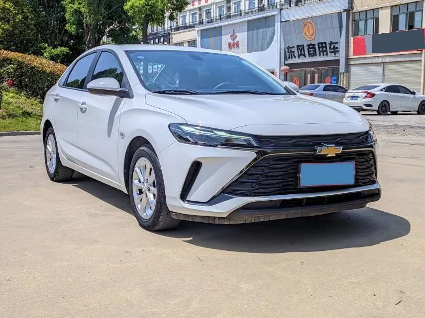 2023 Chevrolet Monza 1.5L 113HP L4 6DCT,autocango,china used car exporter,china ev exporter,chinese used car exporter,chinese used ev exporter