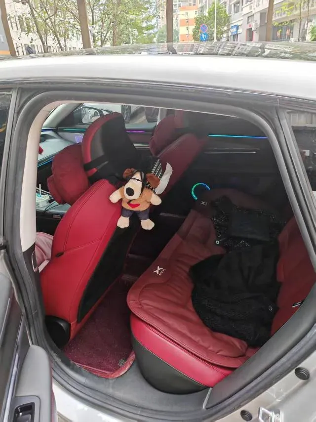 2023 Xpeng P7 BEV 86.2KWH,autocango,china used car exporter,china ev exporter,chinese used car exporter,chinese used ev exporter
