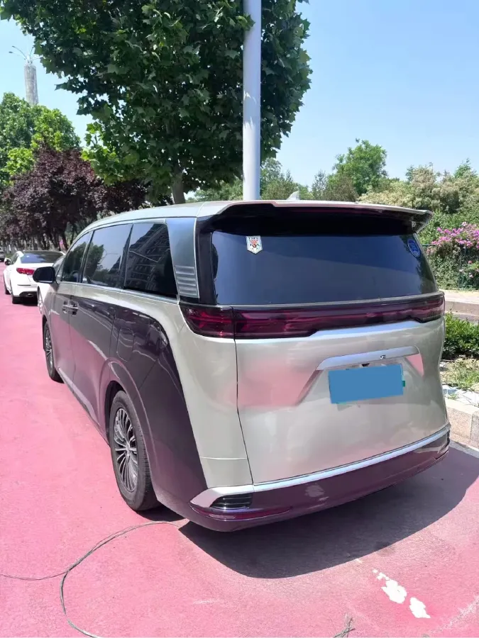 2022 HongQi HS7 3.0T 337HP V6 8AT,autocango,china used car exporter,china ev exporter,chinese used car exporter,chinese used ev exporter