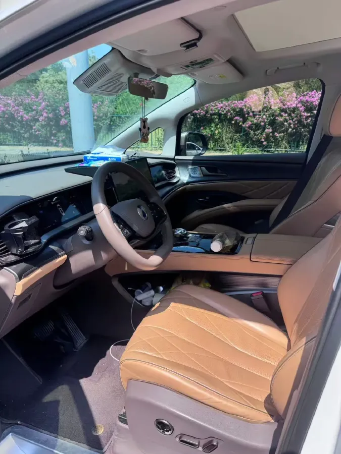 2022 HongQi HS7 3.0T 337HP V6 8AT,autocango,china used car exporter,china ev exporter,chinese used car exporter,chinese used ev exporter