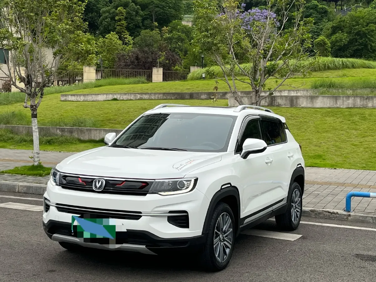 2019 ChangAn CS35 Plus 1.4T 158HP L4 7DCT,autocango,china used car exporter,china ev exporter,chinese used car exporter,chinese used ev exporter