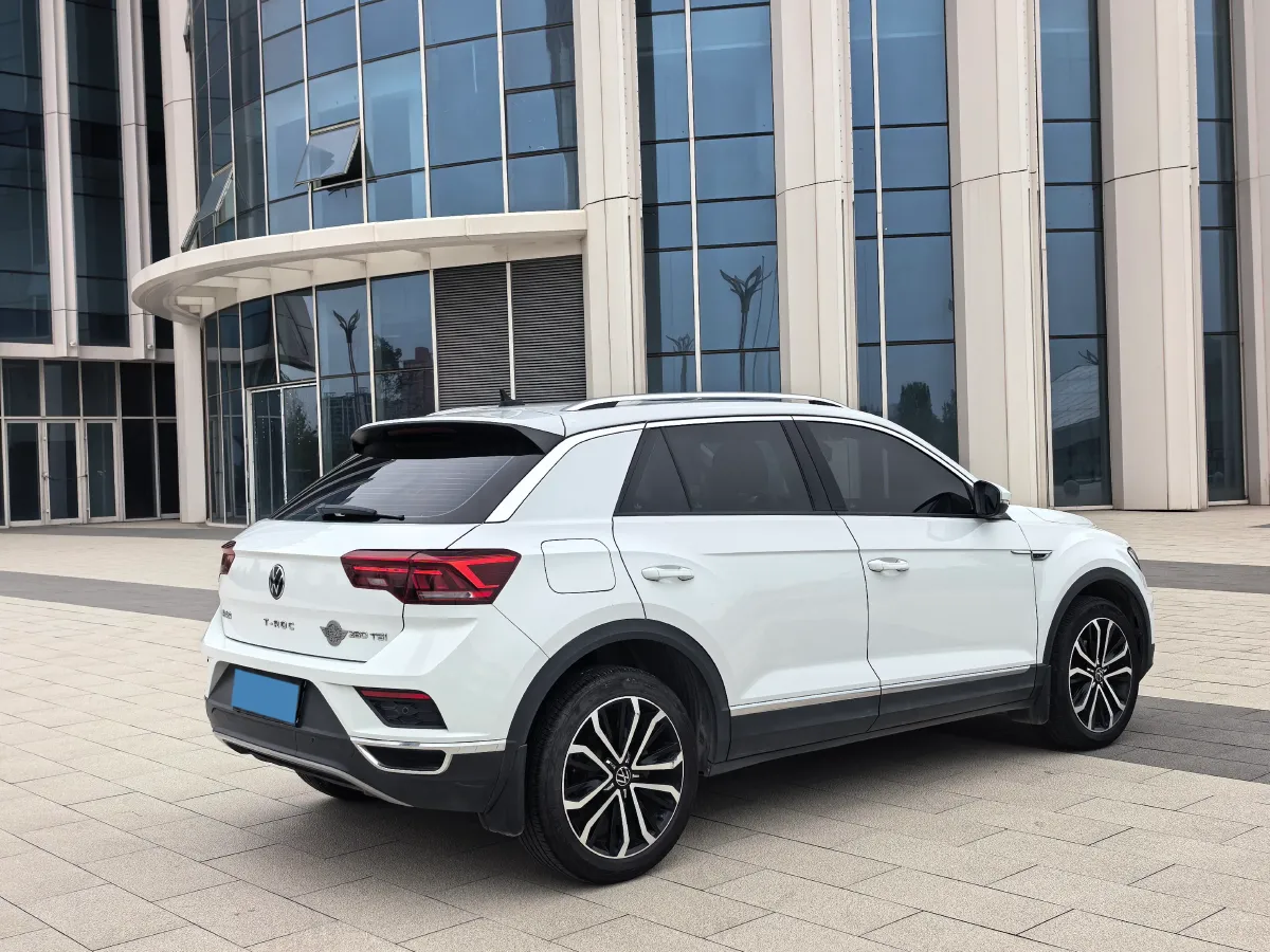 2021 Volkswagen T-Roc 1.4T 150HP L4 7DCT,autocango,china used car exporter,china ev exporter,chinese used car exporter,chinese used ev exporter