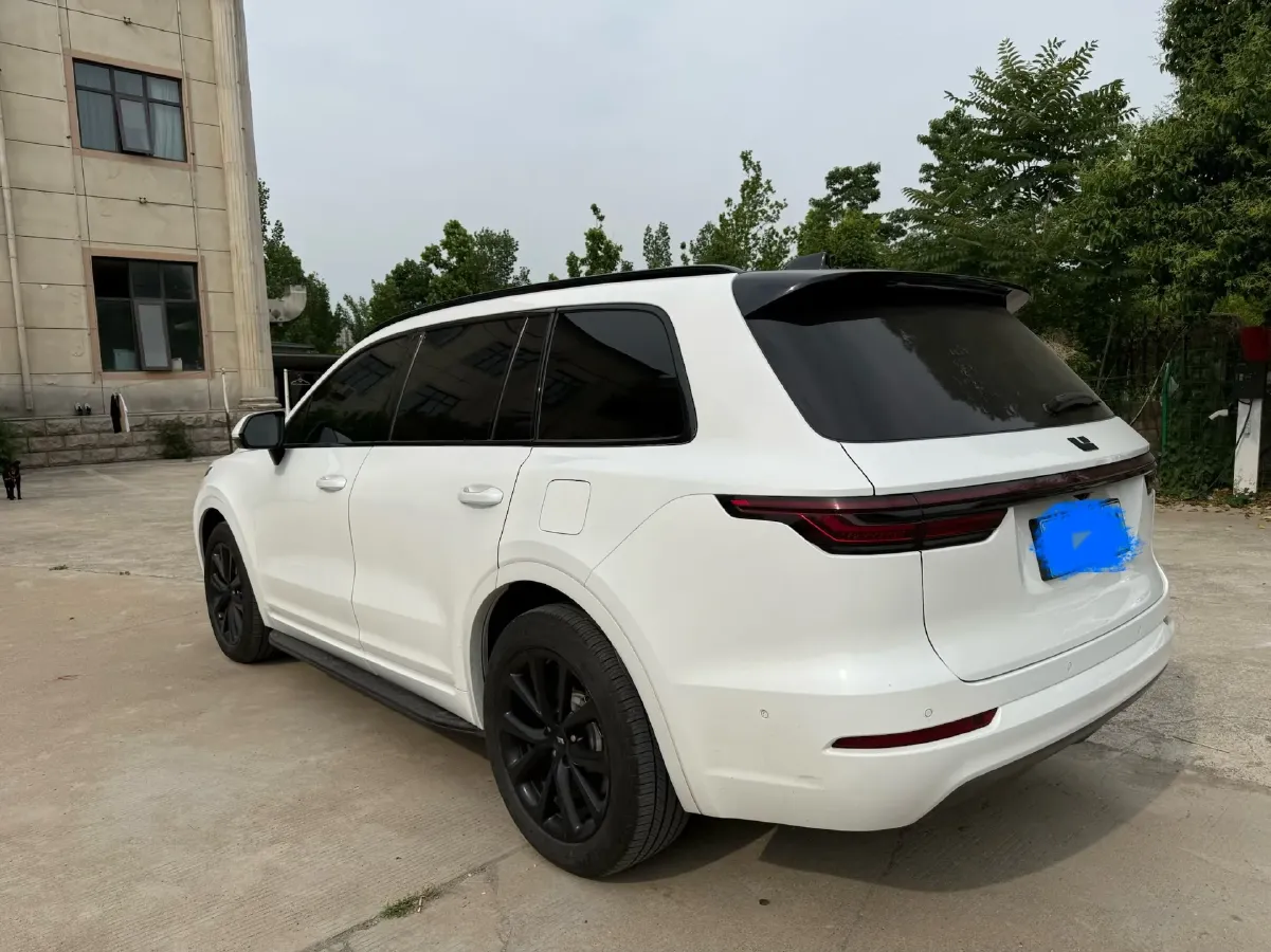 2021 Li ONE Range Extended 131HP REEV 40.5KWH,autocango,china used car exporter,china ev exporter,chinese used car exporter,chinese used ev exporter