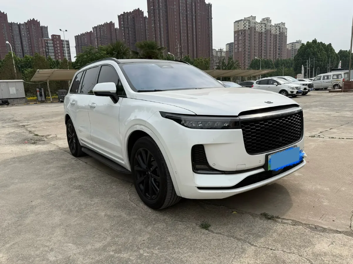2021 Li ONE Range Extended 131HP REEV 40.5KWH,autocango,china used car exporter,china ev exporter,chinese used car exporter,chinese used ev exporter
